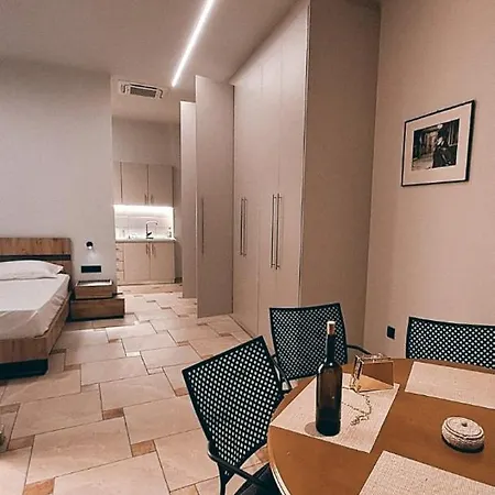 Apartment Astak Piraeus